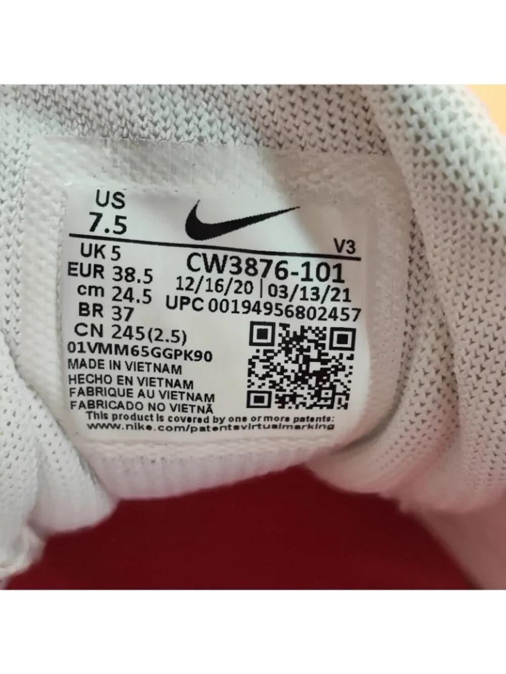 Nike Zoom Air Fire Women's Size 7.5 Sneakers Mesh White Red CW3876-101